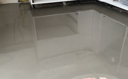 Plavuizen vloer egaliseren in De Bilt